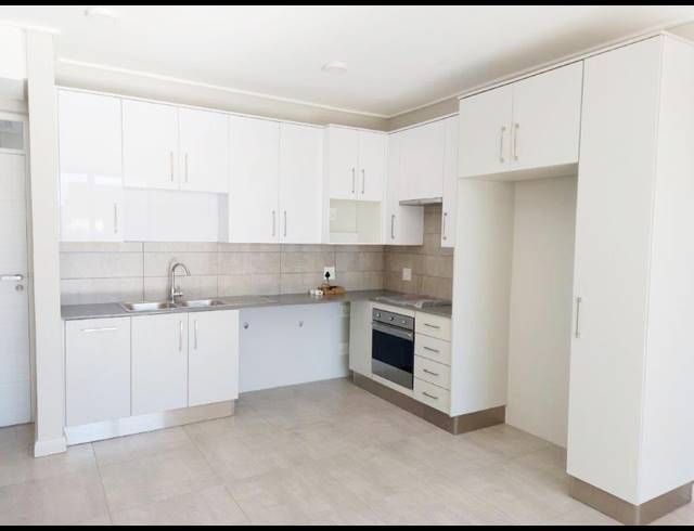 2 BEDROOM APARTMENT RENTED IN SUMMERSTRAND